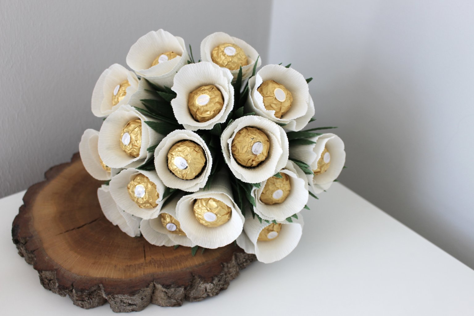 DIY Blumenstrau Mit Rocher Oh mein jott de diy-blumenstrau-mit-rocher-oh-mein-jott-de